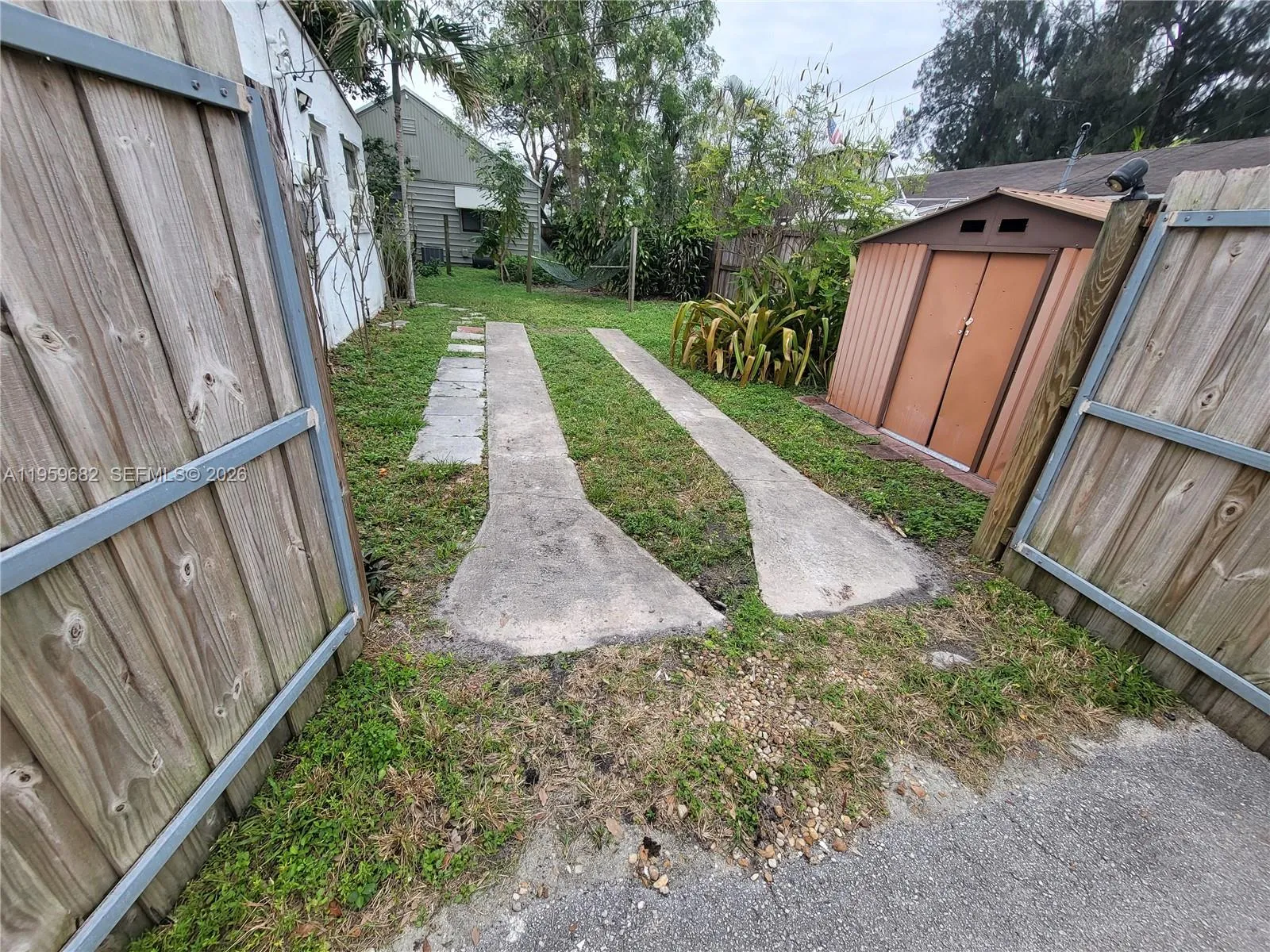 Dania Beach, Florida 33004, 1 Bedroom Bedrooms, ,1 BathroomBathrooms,Residential Lease,For Rent,A11959682