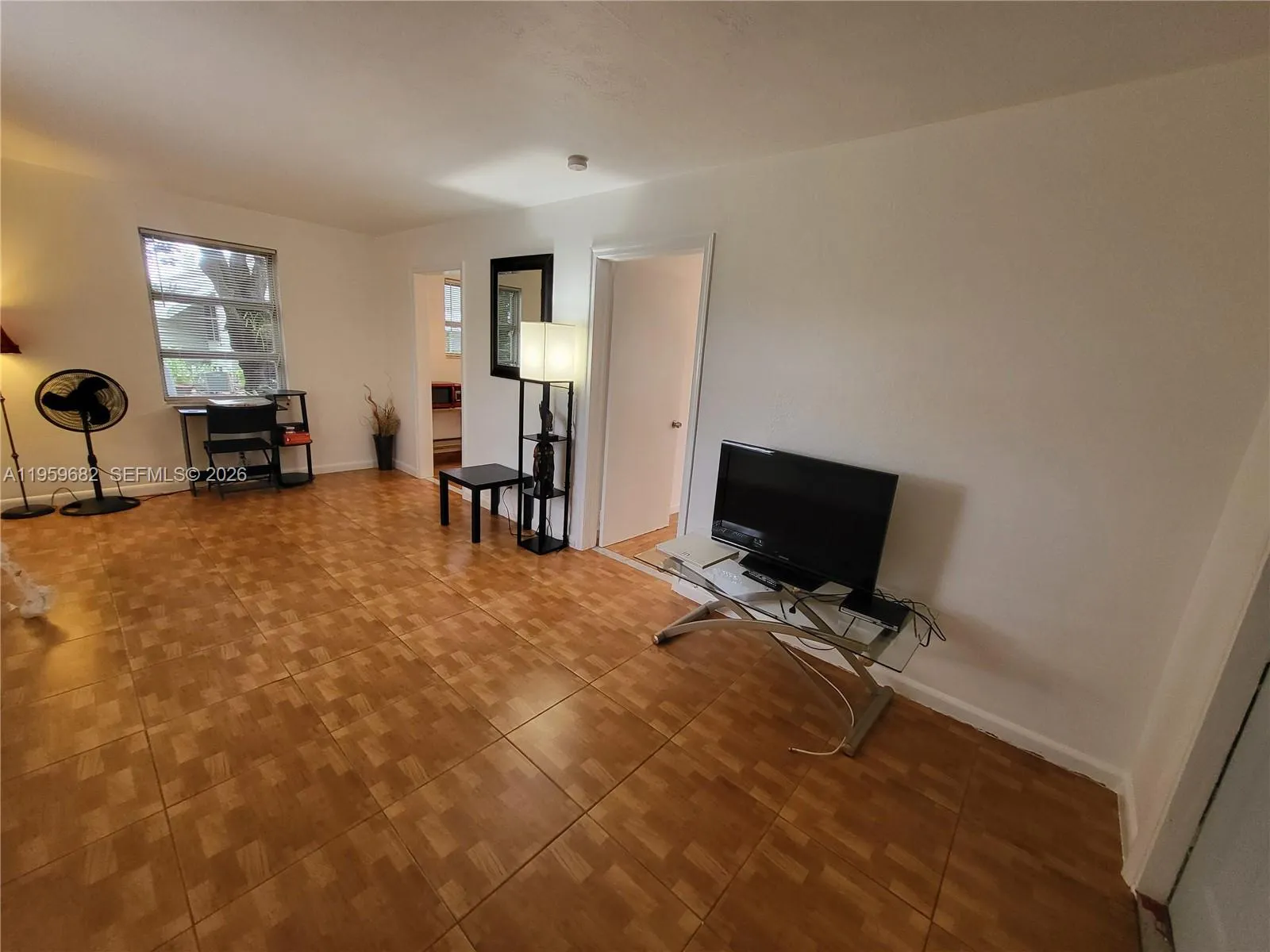 Dania Beach, Florida 33004, 1 Bedroom Bedrooms, ,1 BathroomBathrooms,Residential Lease,For Rent,A11959682