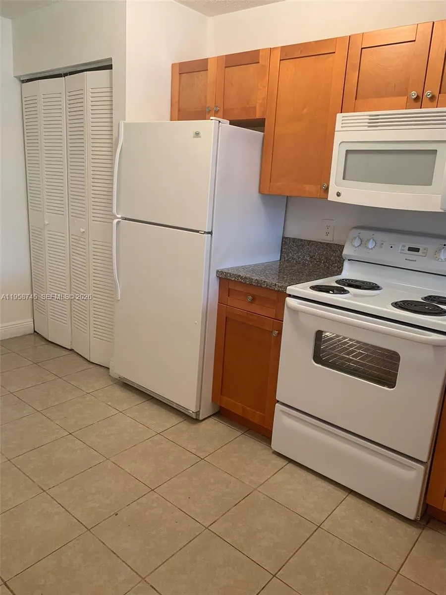 20815 Ne 8th Ct 202-20, Miami, Florida 33179, Miami, Florida 33179, 2 Bedrooms Bedrooms, ,2 BathroomsBathrooms,Residential Lease,For Rent,20815 Ne 8th Ct 202-20, Miami, Florida 33179,A11958745