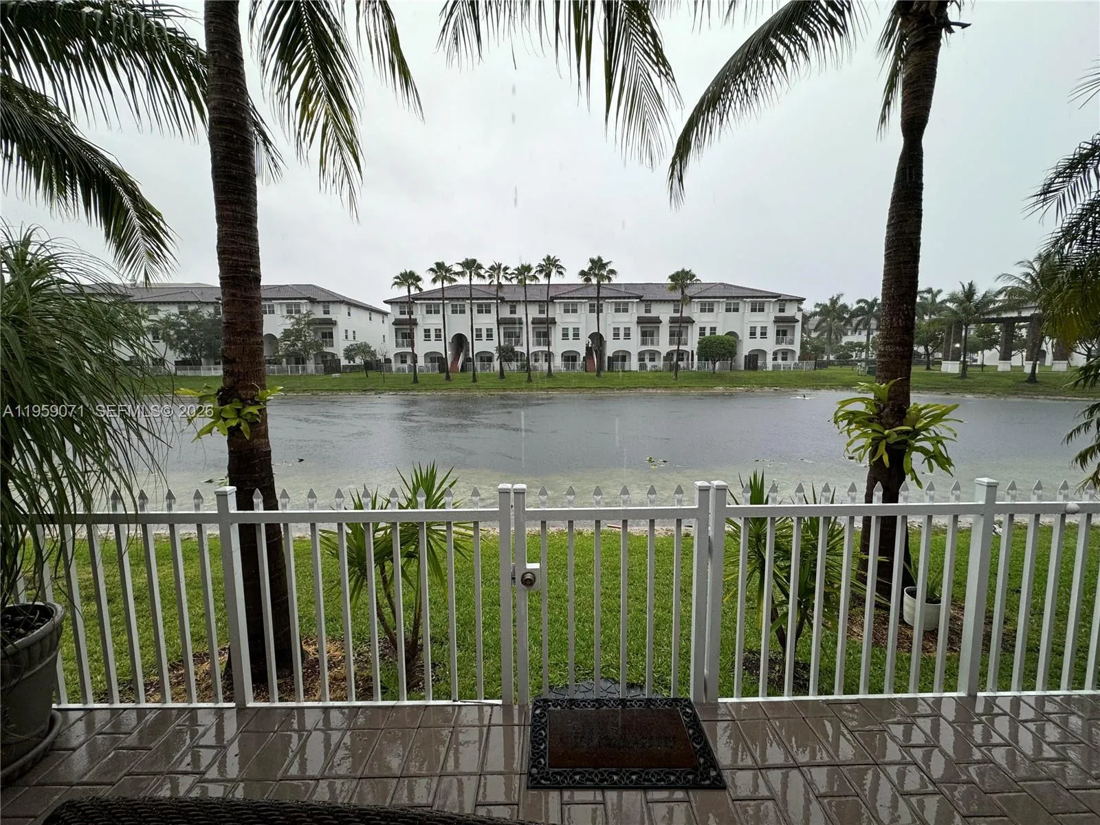 8905 Nw 98th Ave 8905, Doral, Florida 33178, Doral, Florida 33178, 3 Bedrooms Bedrooms, ,2 BathroomsBathrooms,Residential Lease,For Rent,8905 Nw 98th Ave 8905, Doral, Florida 33178,A11959071