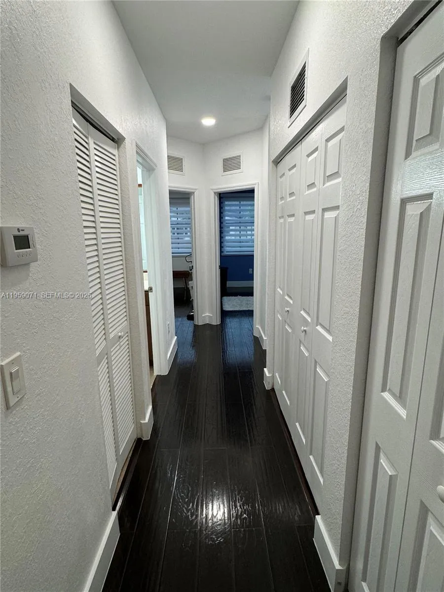 8905 Nw 98th Ave 8905, Doral, Florida 33178, Doral, Florida 33178, 3 Bedrooms Bedrooms, ,2 BathroomsBathrooms,Residential Lease,For Rent,8905 Nw 98th Ave 8905, Doral, Florida 33178,A11959071
