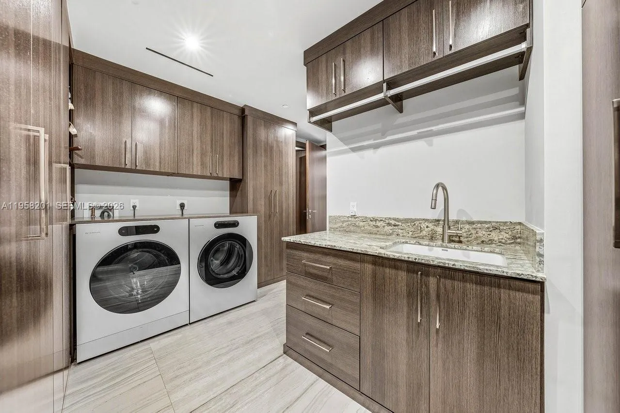 2200 N Ocean Blvd S1704/05, Fort Lauderdale, Flori, Fort Lauderdale, Florida 33305, 4 Bedrooms Bedrooms, ,4 BathroomsBathrooms,Residential,For Sale,2200 N Ocean Blvd S1704/05, Fort Lauderdale, Flori,A11958201