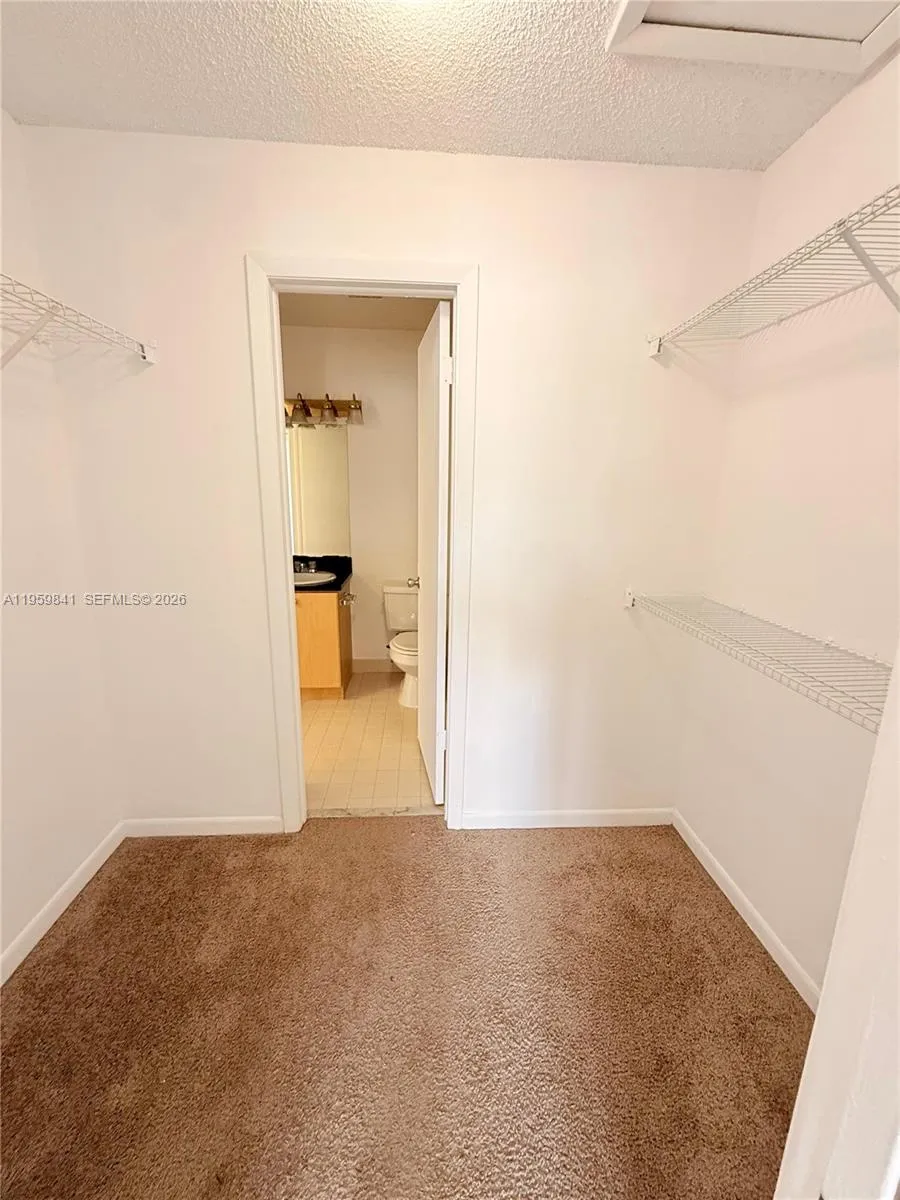 Hialeah, Florida 33015, 1 Bedroom Bedrooms, ,1 BathroomBathrooms,Residential Lease,For Rent,A11959841