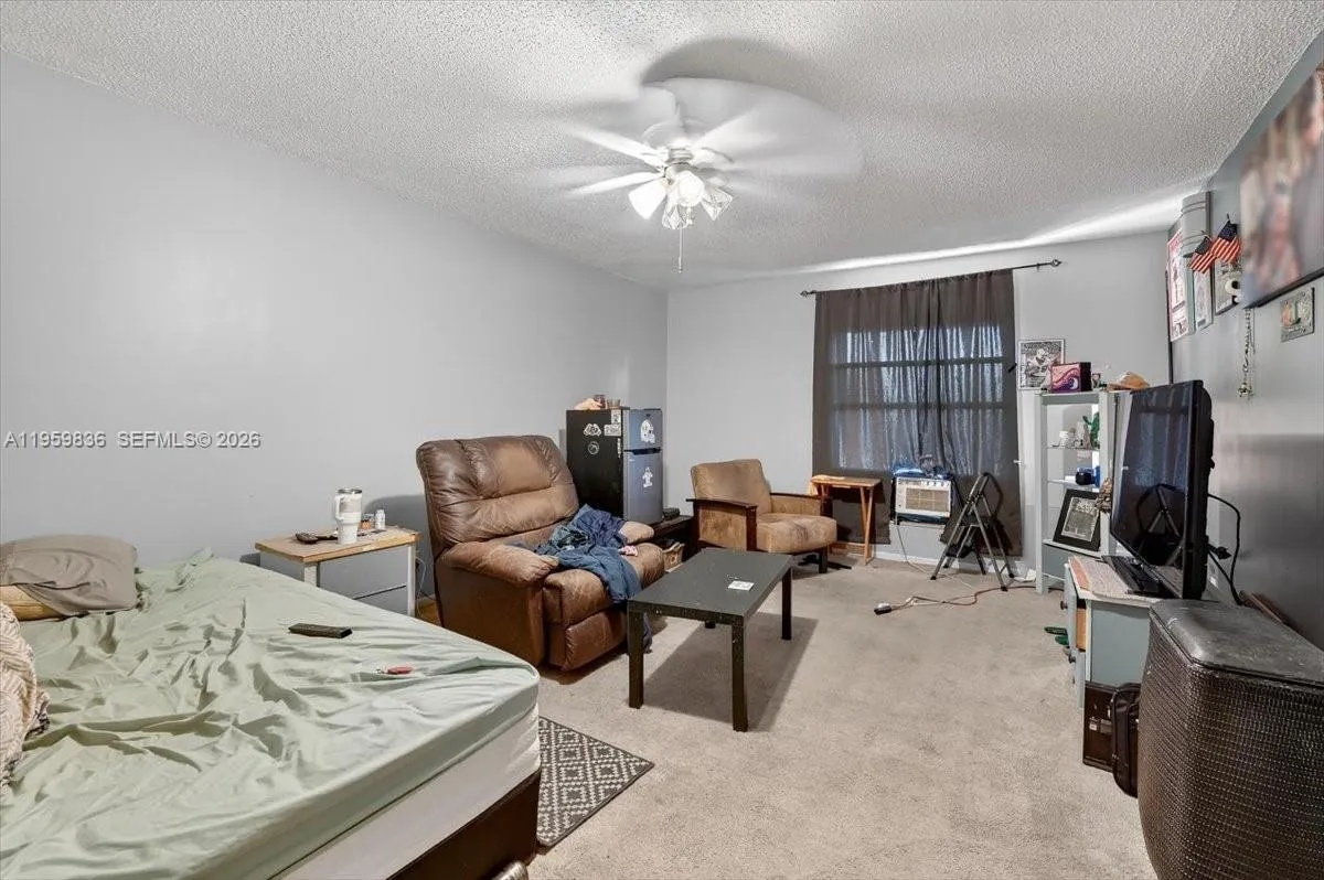 9125 Limetree Ln 168, Pembroke Pines, Florida 3302, Pembroke Pines, Florida 33024, 3 Bedrooms Bedrooms, ,2 BathroomsBathrooms,Residential,For Sale,9125 Limetree Ln 168, Pembroke Pines, Florida 3302,A11959836