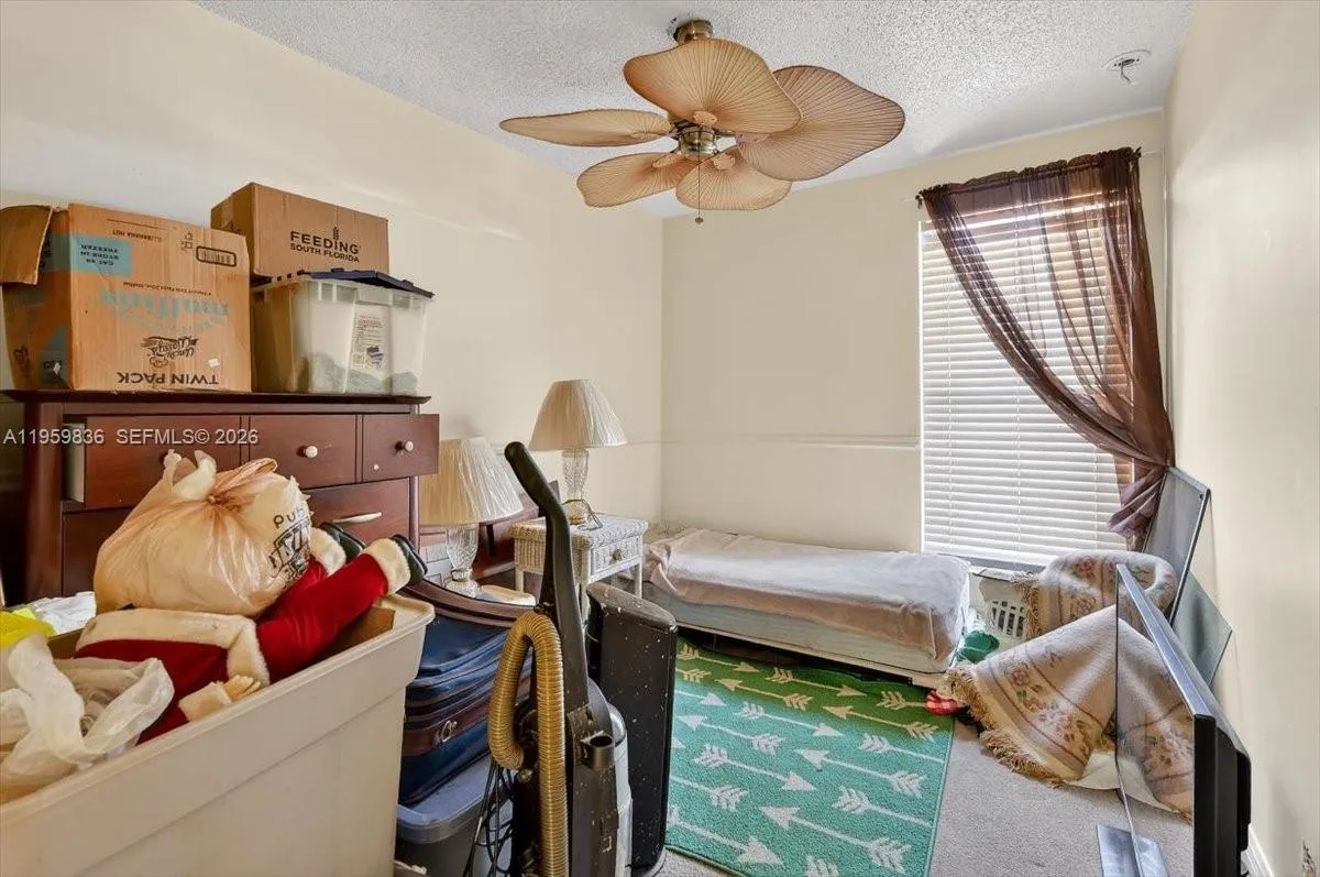 9125 Limetree Ln 168, Pembroke Pines, Florida 3302, Pembroke Pines, Florida 33024, 3 Bedrooms Bedrooms, ,2 BathroomsBathrooms,Residential,For Sale,9125 Limetree Ln 168, Pembroke Pines, Florida 3302,A11959836
