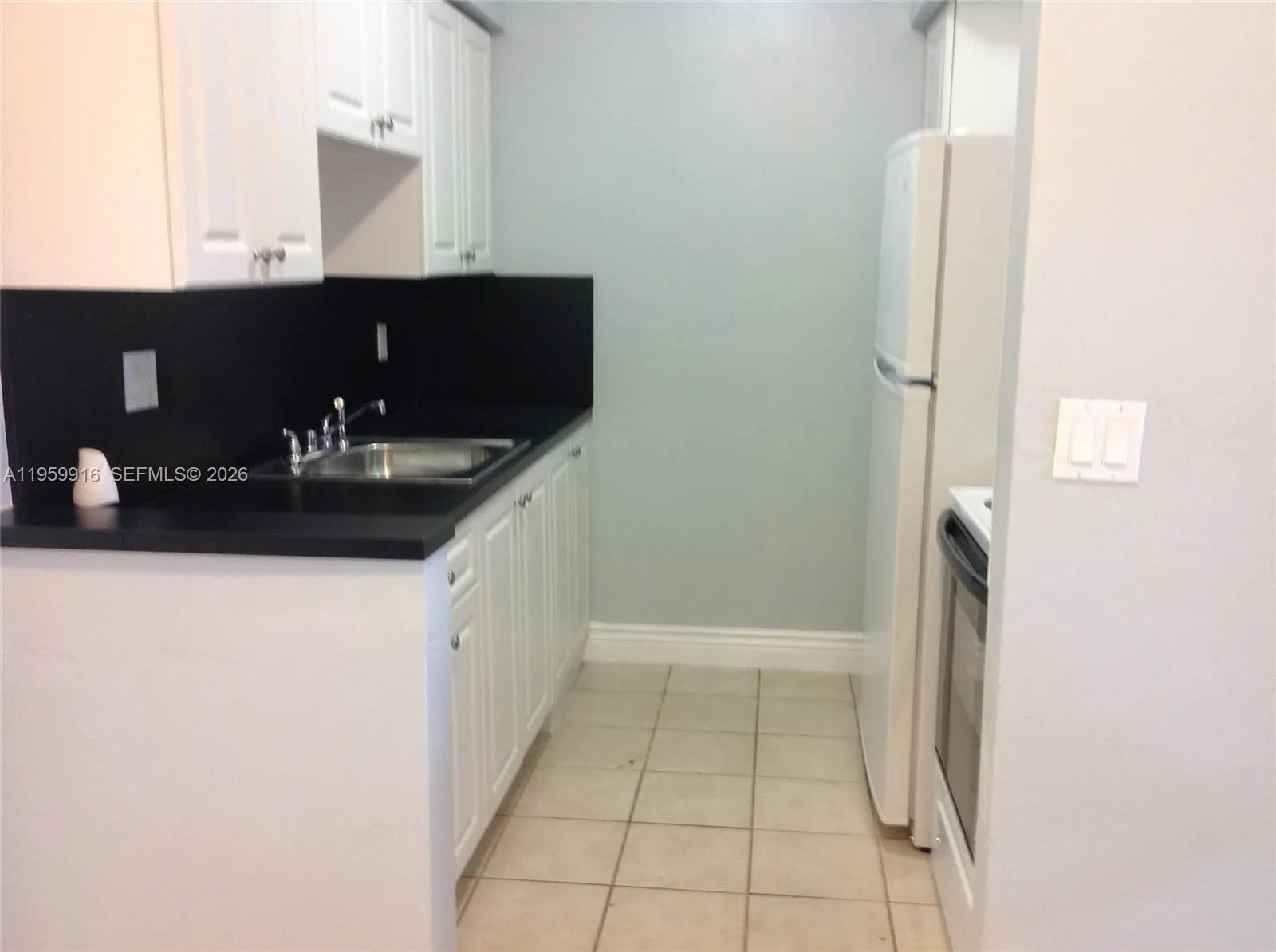 280 Sw 11th Ave 5, Hallandale Beach, Florida 33009, Hallandale Beach, Florida 33009, 1 Bedroom Bedrooms, ,1 BathroomBathrooms,Residential Lease,For Rent,280 Sw 11th Ave 5, Hallandale Beach, Florida 33009,A11959916
