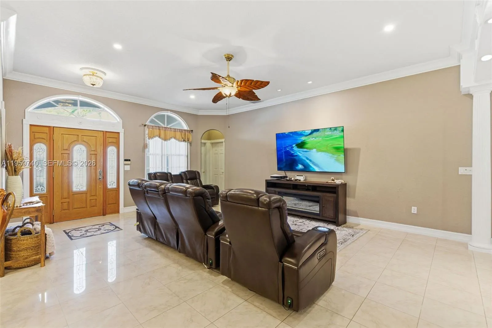 2570 Se 4th Pl, Homestead, Florida 33033, Homestead, Florida 33033, 4 Bedrooms Bedrooms, ,3 BathroomsBathrooms,Residential,For Sale,2570 Se 4th Pl, Homestead, Florida 33033,A11959740