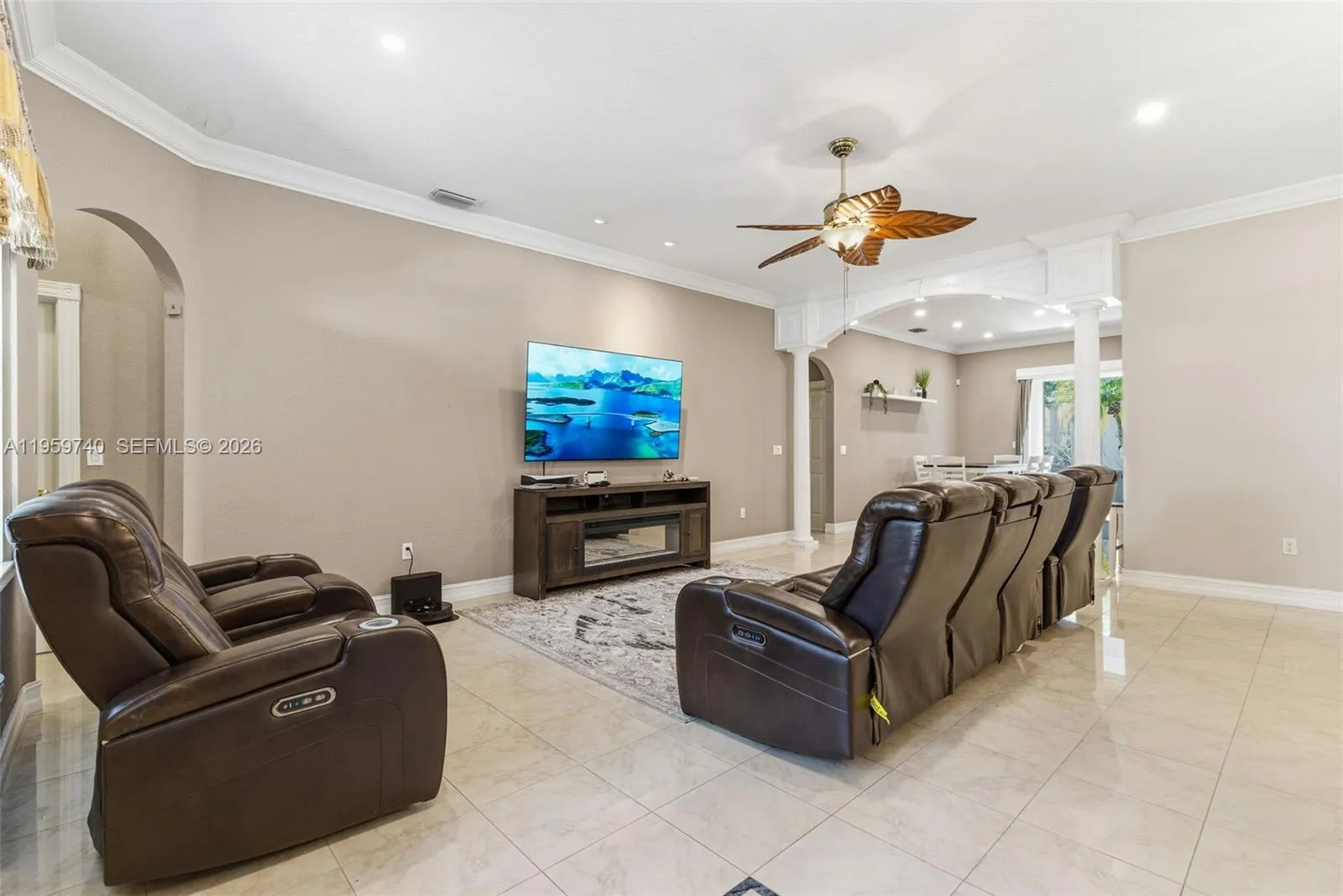 2570 Se 4th Pl, Homestead, Florida 33033, Homestead, Florida 33033, 4 Bedrooms Bedrooms, ,3 BathroomsBathrooms,Residential,For Sale,2570 Se 4th Pl, Homestead, Florida 33033,A11959740