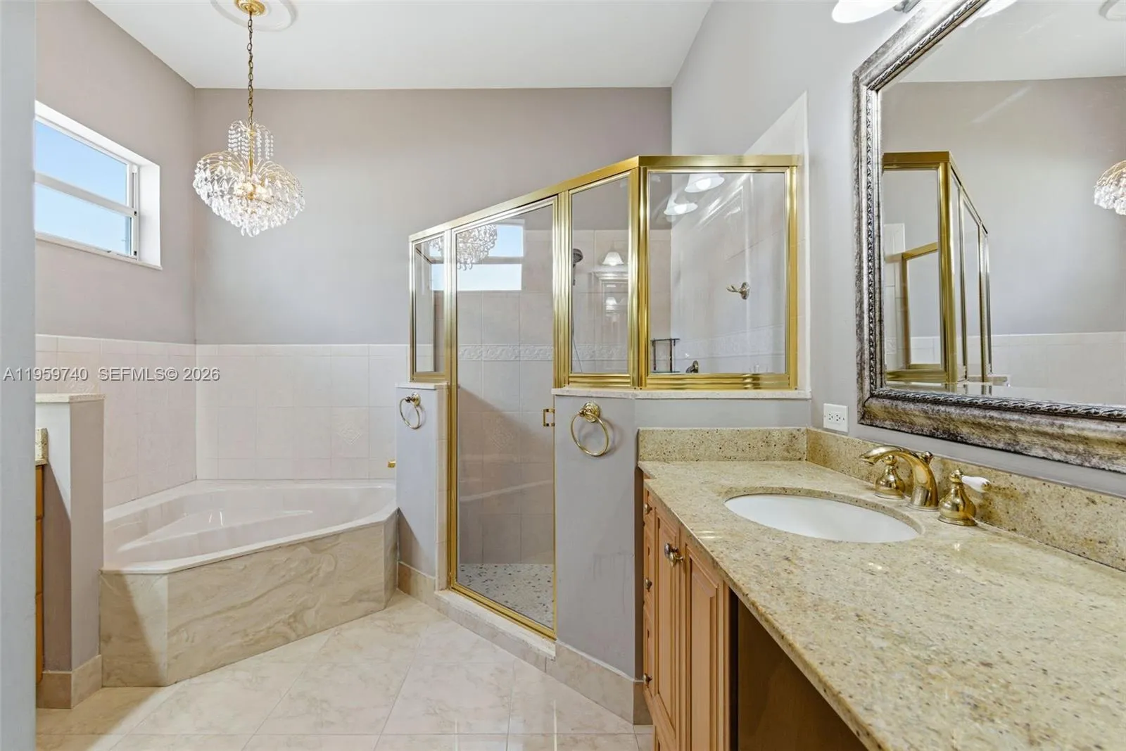 2570 Se 4th Pl, Homestead, Florida 33033, Homestead, Florida 33033, 4 Bedrooms Bedrooms, ,3 BathroomsBathrooms,Residential,For Sale,2570 Se 4th Pl, Homestead, Florida 33033,A11959740