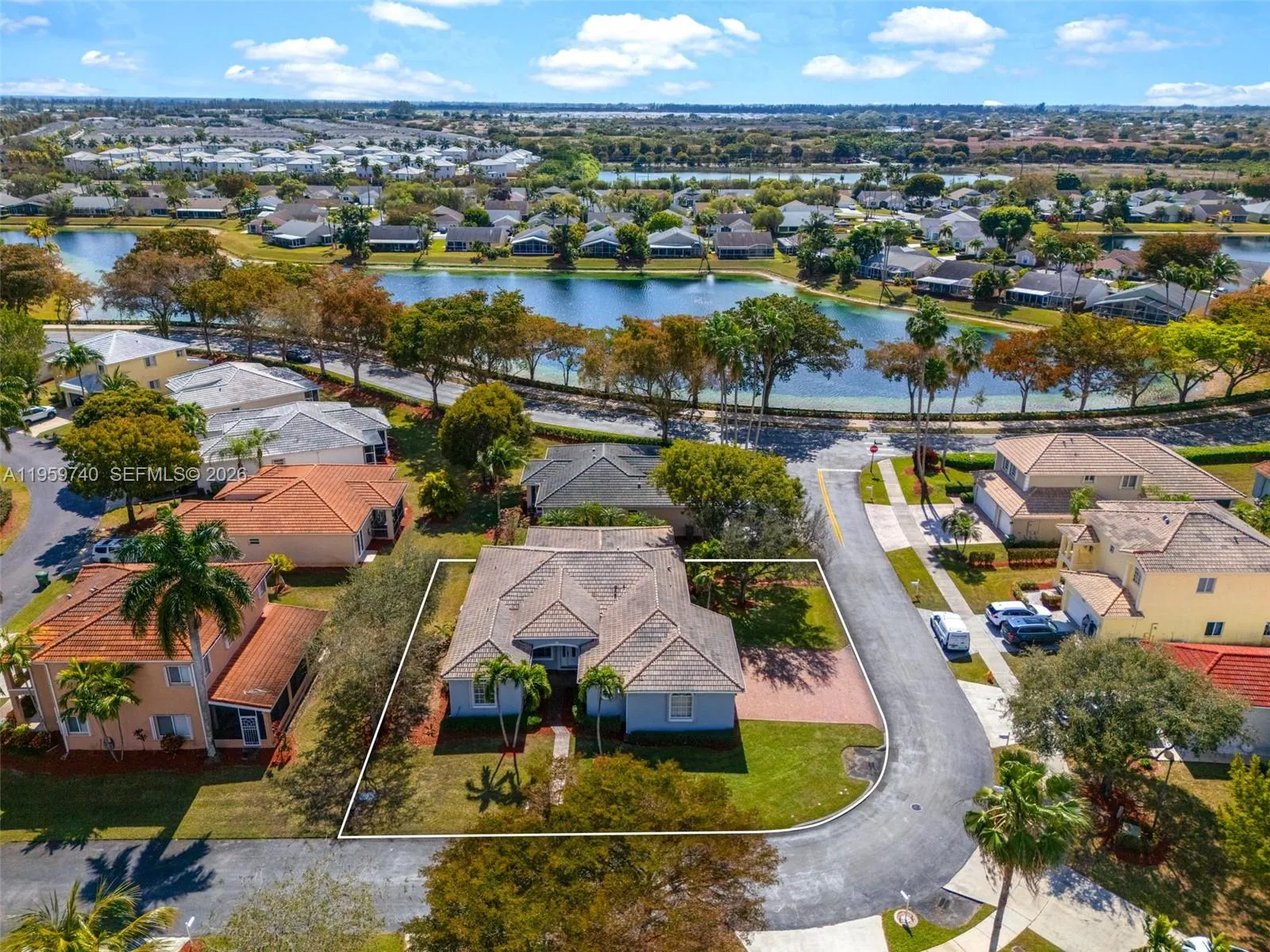 2570 Se 4th Pl, Homestead, Florida 33033, Homestead, Florida 33033, 4 Bedrooms Bedrooms, ,3 BathroomsBathrooms,Residential,For Sale,2570 Se 4th Pl, Homestead, Florida 33033,A11959740