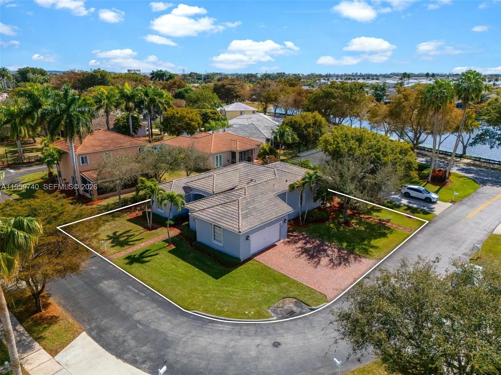 2570 Se 4th Pl, Homestead, Florida 33033, Homestead, Florida 33033, 4 Bedrooms Bedrooms, ,3 BathroomsBathrooms,Residential,For Sale,2570 Se 4th Pl, Homestead, Florida 33033,A11959740