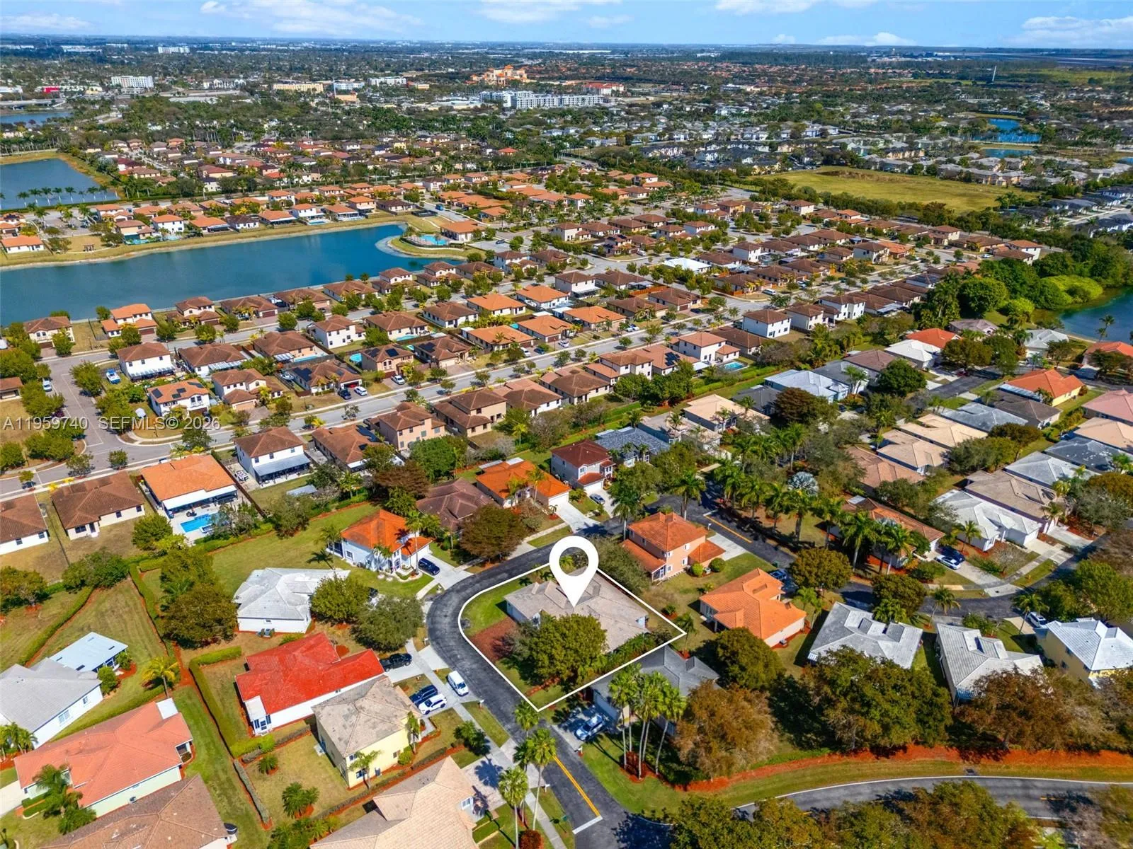 2570 Se 4th Pl, Homestead, Florida 33033, Homestead, Florida 33033, 4 Bedrooms Bedrooms, ,3 BathroomsBathrooms,Residential,For Sale,2570 Se 4th Pl, Homestead, Florida 33033,A11959740