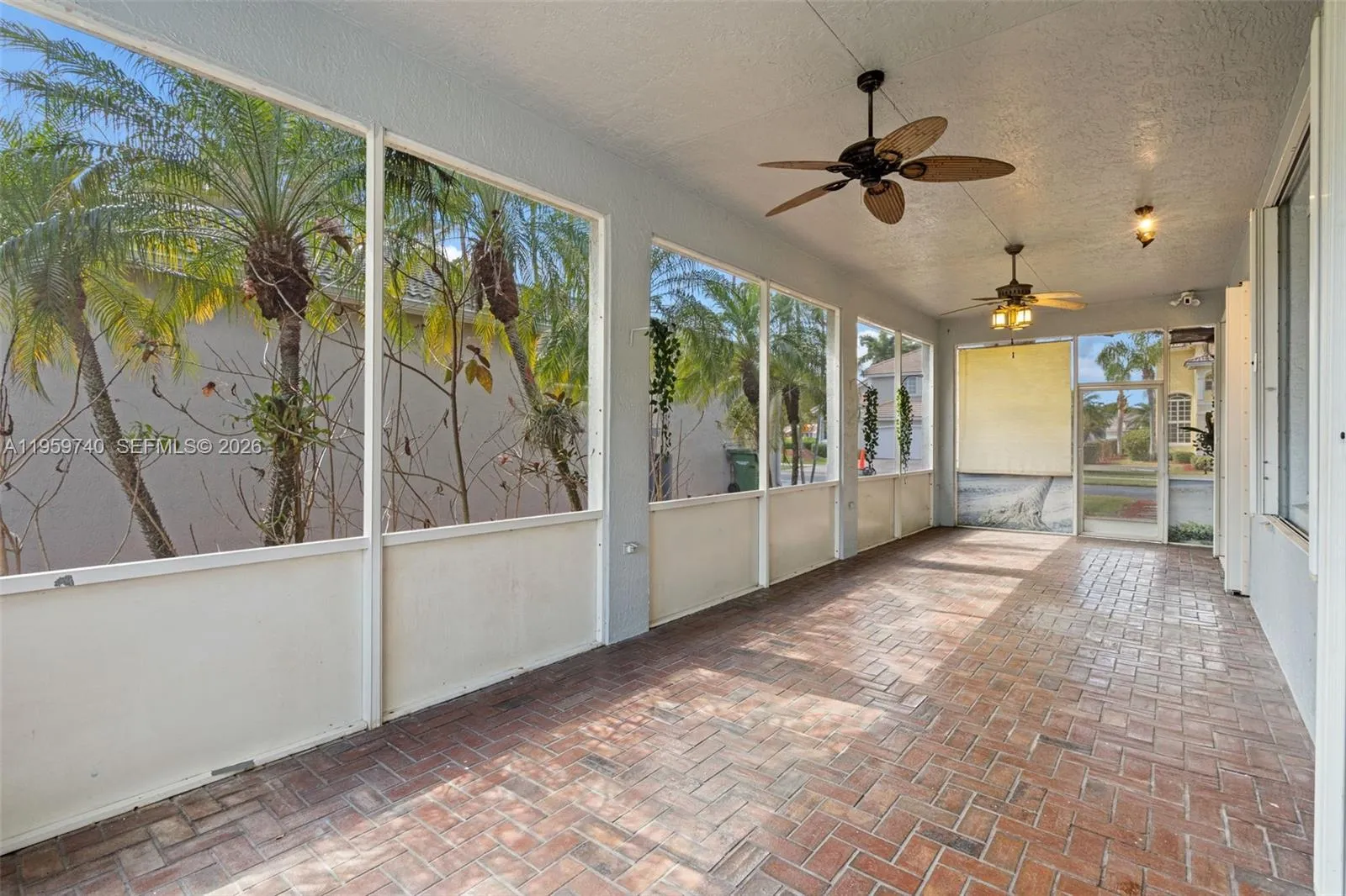 2570 Se 4th Pl, Homestead, Florida 33033, Homestead, Florida 33033, 4 Bedrooms Bedrooms, ,3 BathroomsBathrooms,Residential,For Sale,2570 Se 4th Pl, Homestead, Florida 33033,A11959740