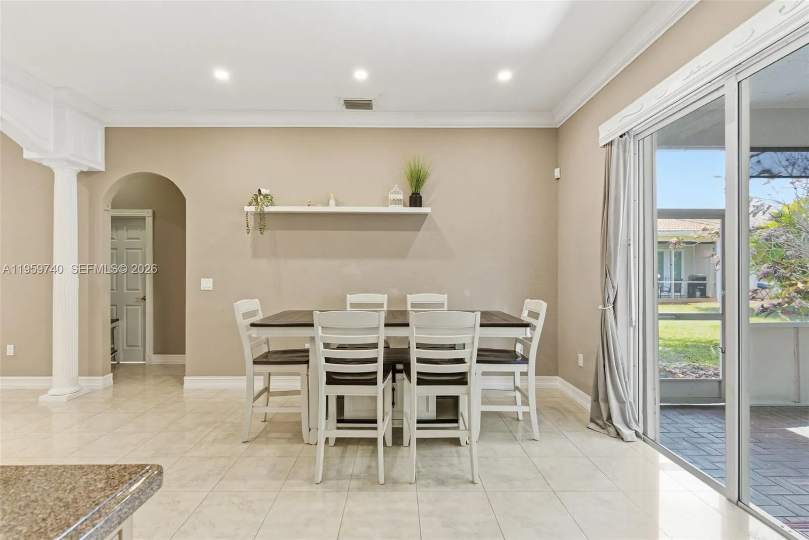 2570 Se 4th Pl, Homestead, Florida 33033, Homestead, Florida 33033, 4 Bedrooms Bedrooms, ,3 BathroomsBathrooms,Residential,For Sale,2570 Se 4th Pl, Homestead, Florida 33033,A11959740