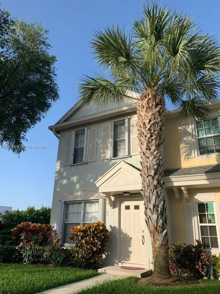 20 Key West Ct, Weston, Florida 33326, Weston, Florida 33326, 2 Bedrooms Bedrooms, ,1 BathroomBathrooms,Residential Lease,For Rent,20 Key West Ct, Weston, Florida 33326,A11959828