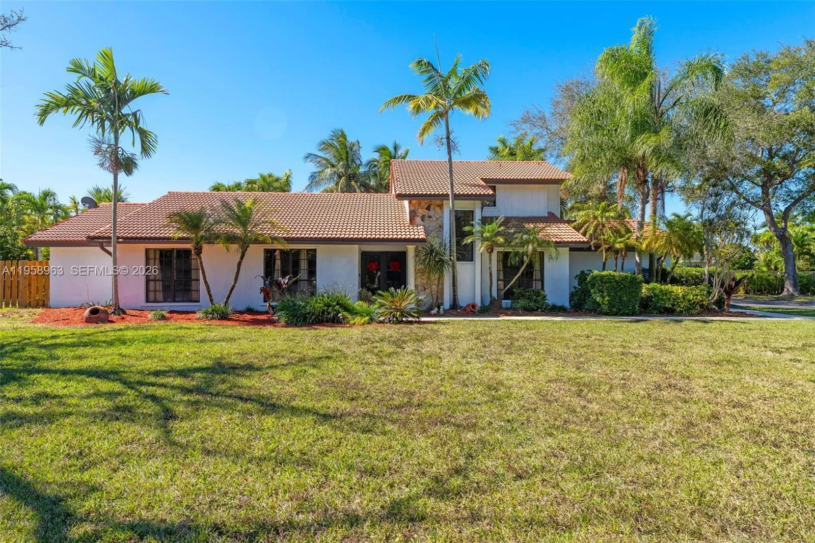 16564 Sw 153 Ct, Miami, Florida 33187, Miami, Florida 33187, 4 Bedrooms Bedrooms, ,2 BathroomsBathrooms,Residential,For Sale,16564 Sw 153 Ct, Miami, Florida 33187,A11958963