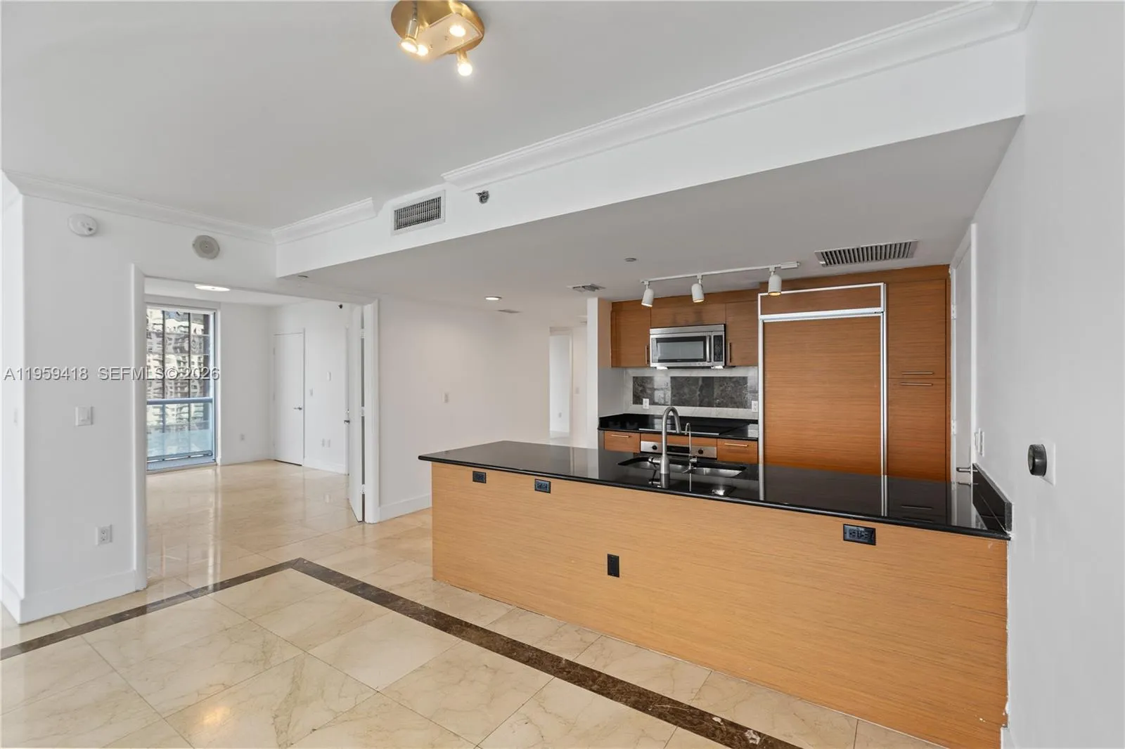 50 Biscayne Blvd 3010, Miami, Florida 33132, Miami, Florida 33132, 3 Bedrooms Bedrooms, ,2 BathroomsBathrooms,Residential Lease,For Rent,50 Biscayne Blvd 3010, Miami, Florida 33132,A11959418