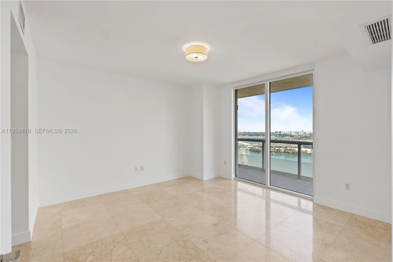 50 Biscayne Blvd 3010, Miami, Florida 33132, Miami, Florida 33132, 3 Bedrooms Bedrooms, ,2 BathroomsBathrooms,Residential Lease,For Rent,50 Biscayne Blvd 3010, Miami, Florida 33132,A11959418