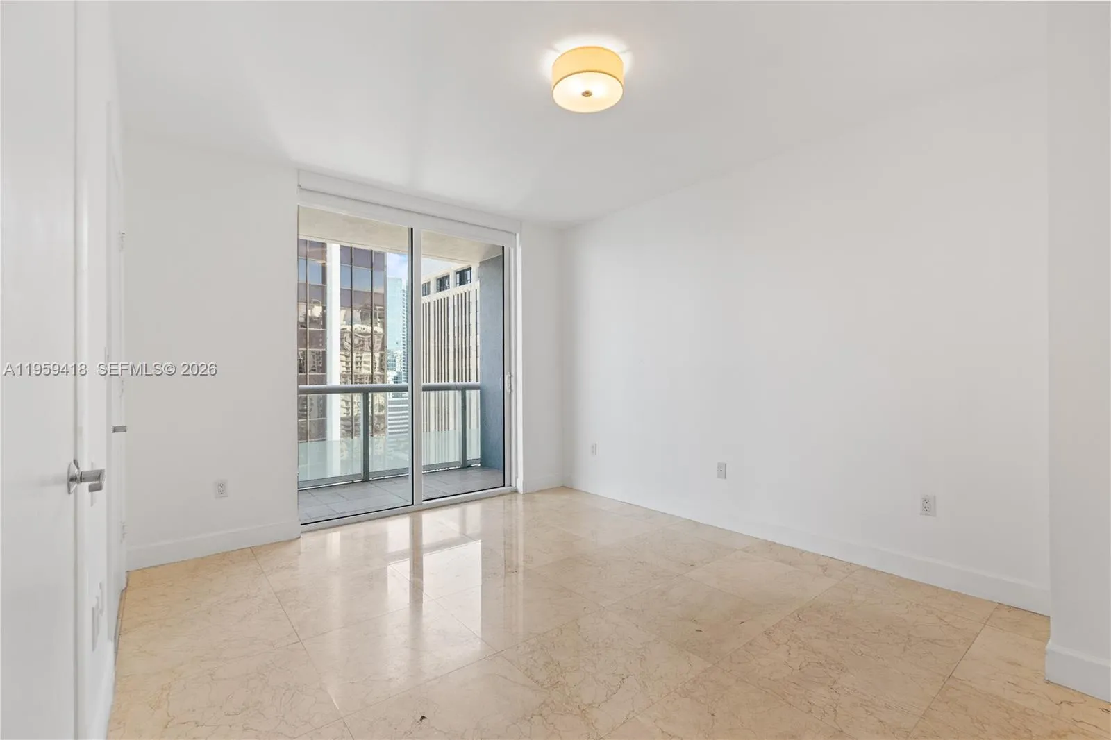 50 Biscayne Blvd 3010, Miami, Florida 33132, Miami, Florida 33132, 3 Bedrooms Bedrooms, ,2 BathroomsBathrooms,Residential Lease,For Rent,50 Biscayne Blvd 3010, Miami, Florida 33132,A11959418