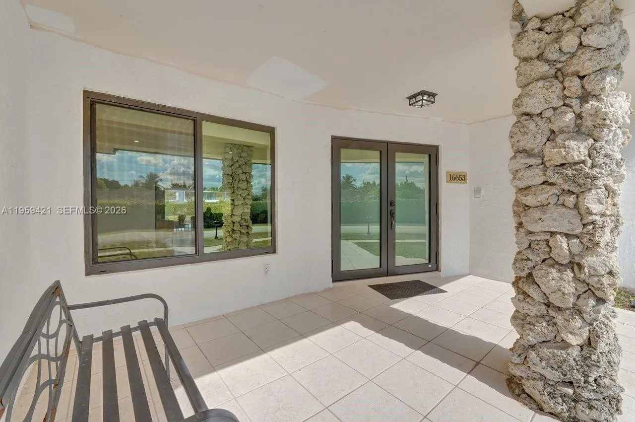 16653 Golfview Dr, Weston, Florida 33326, Weston, Florida 33326, 4 Bedrooms Bedrooms, ,3 BathroomsBathrooms,Residential,For Sale,16653 Golfview Dr, Weston, Florida 33326,A11959421