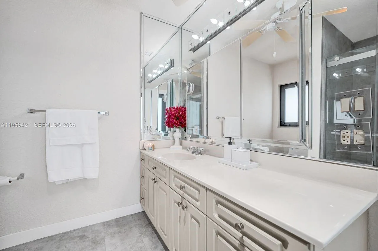 16653 Golfview Dr, Weston, Florida 33326, Weston, Florida 33326, 4 Bedrooms Bedrooms, ,3 BathroomsBathrooms,Residential,For Sale,16653 Golfview Dr, Weston, Florida 33326,A11959421
