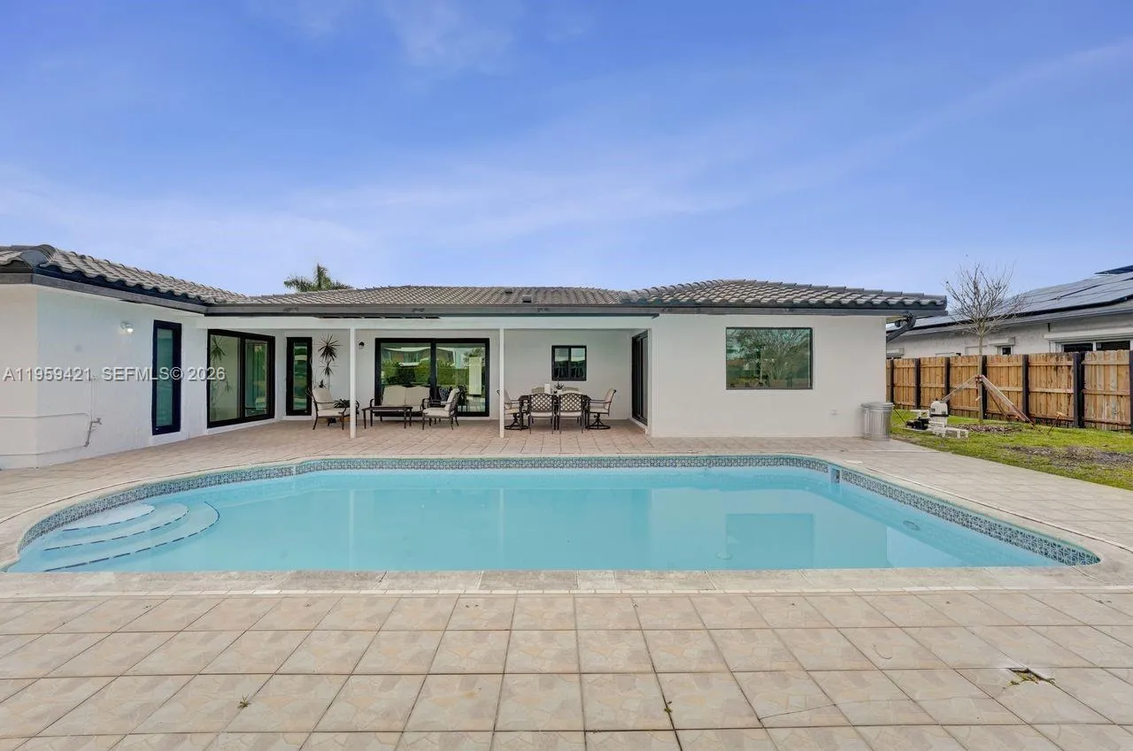 16653 Golfview Dr, Weston, Florida 33326, Weston, Florida 33326, 4 Bedrooms Bedrooms, ,3 BathroomsBathrooms,Residential,For Sale,16653 Golfview Dr, Weston, Florida 33326,A11959421