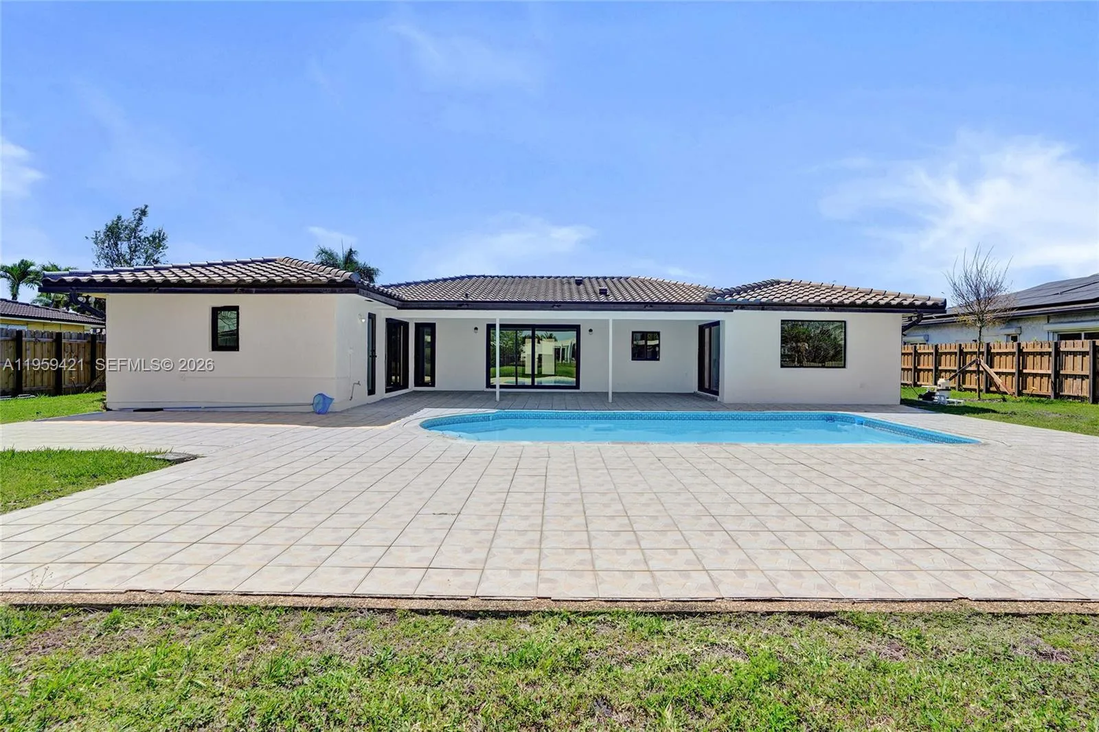16653 Golfview Dr, Weston, Florida 33326, Weston, Florida 33326, 4 Bedrooms Bedrooms, ,3 BathroomsBathrooms,Residential,For Sale,16653 Golfview Dr, Weston, Florida 33326,A11959421