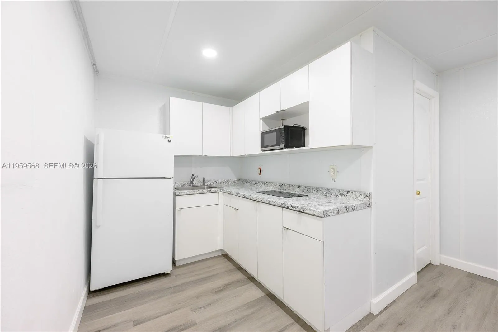 3217 Nw 202nd Ln 4, Miami Gardens, Florida 33056, Miami Gardens, Florida 33056, 1 Bedroom Bedrooms, ,1 BathroomBathrooms,Residential Lease,For Rent,3217 Nw 202nd Ln 4, Miami Gardens, Florida 33056,A11959568