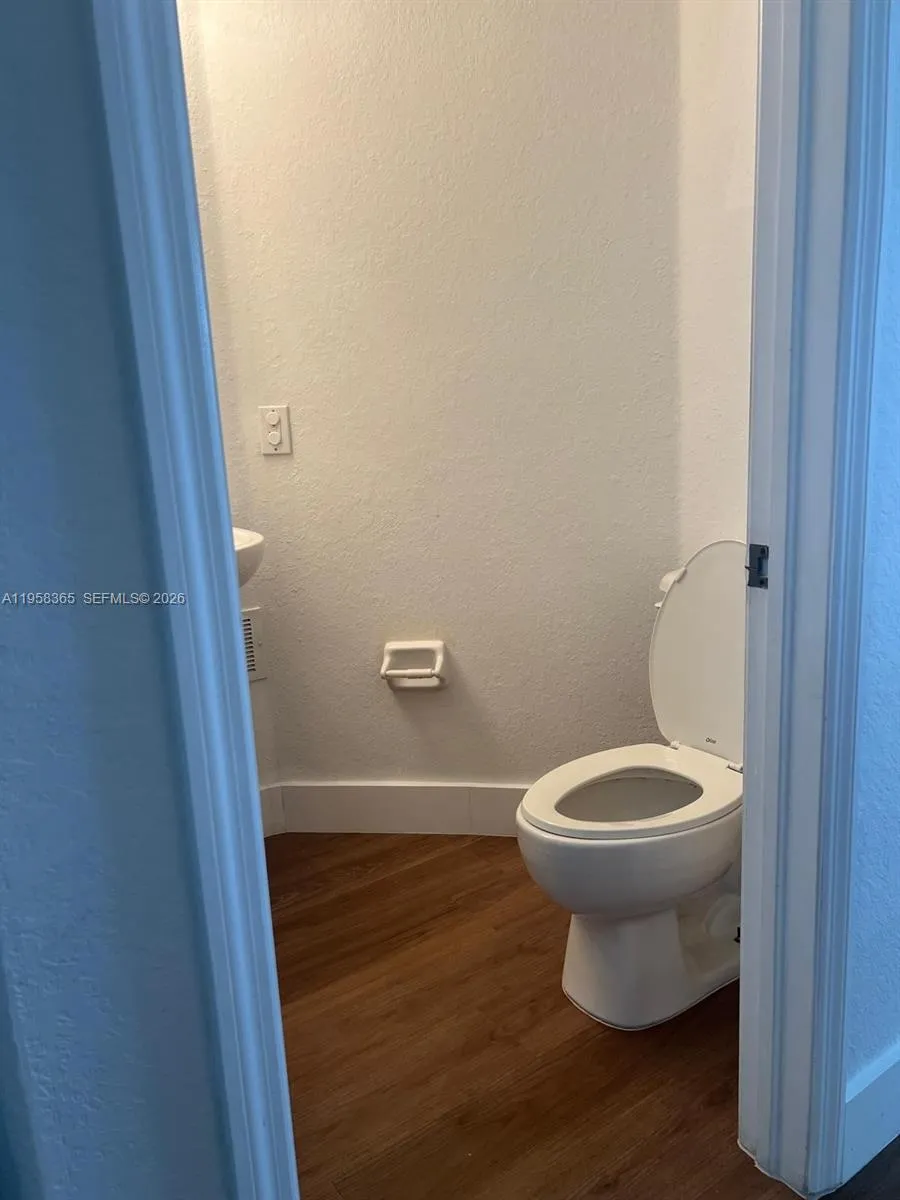 10738 Nw 80th Ln, Doral, Florida 33178, Doral, Florida 33178, 3 Bedrooms Bedrooms, ,3 BathroomsBathrooms,Residential,For Sale,10738 Nw 80th Ln, Doral, Florida 33178,A11958365