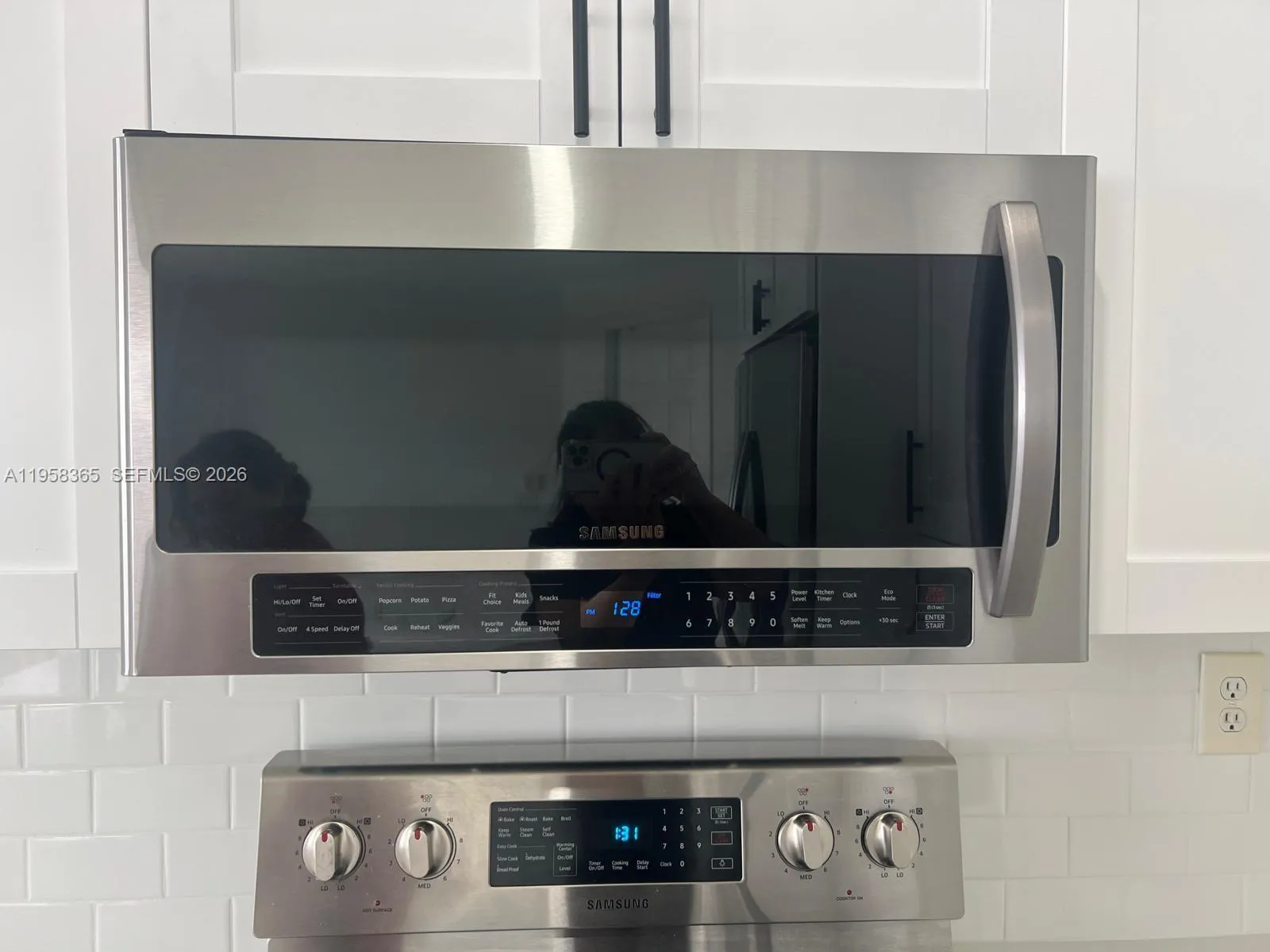 10738 Nw 80th Ln, Doral, Florida 33178, Doral, Florida 33178, 3 Bedrooms Bedrooms, ,3 BathroomsBathrooms,Residential,For Sale,10738 Nw 80th Ln, Doral, Florida 33178,A11958365