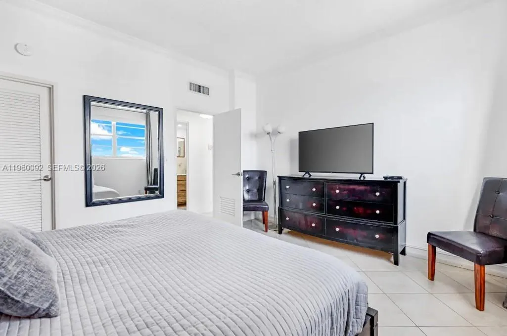 3901 S Ocean Dr Ph16d, Hollywood, Florida 33019, Hollywood, Florida 33019, 1 Bedroom Bedrooms, ,1 BathroomBathrooms,Residential,For Sale,3901 S Ocean Dr Ph16d, Hollywood, Florida 33019,A11960092