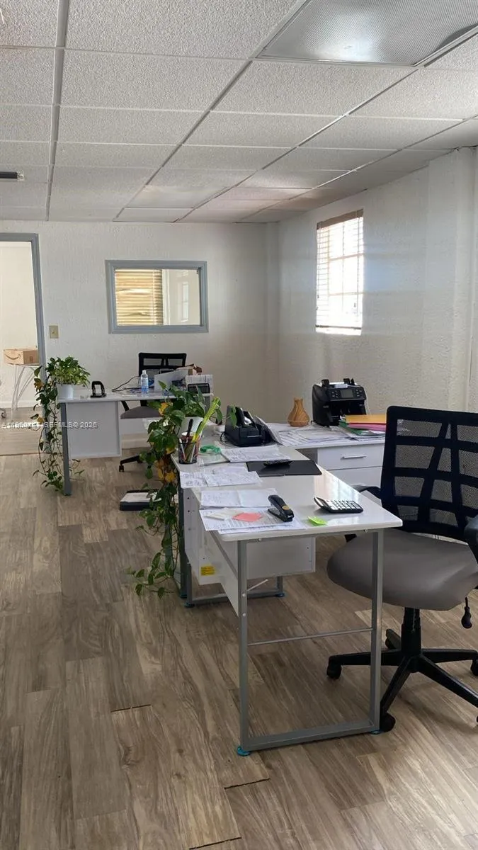 725 71st 2, Miami Beach, Florida 33141, Miami Beach, Florida 33141, ,Commercial Lease,For Rent,725 71st 2, Miami Beach, Florida 33141,A11960147