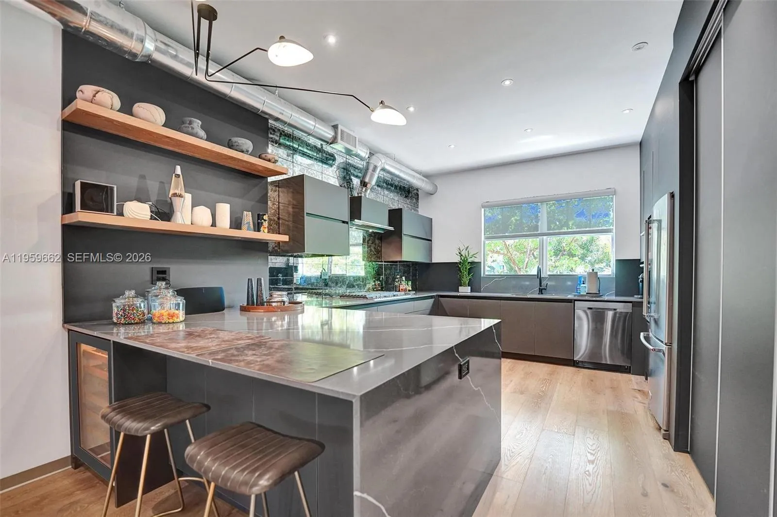 1617 Harrison St 3, Hollywood, Florida 33020, Hollywood, Florida 33020, 3 Bedrooms Bedrooms, ,2 BathroomsBathrooms,Residential,For Sale,1617 Harrison St 3, Hollywood, Florida 33020,A11959662