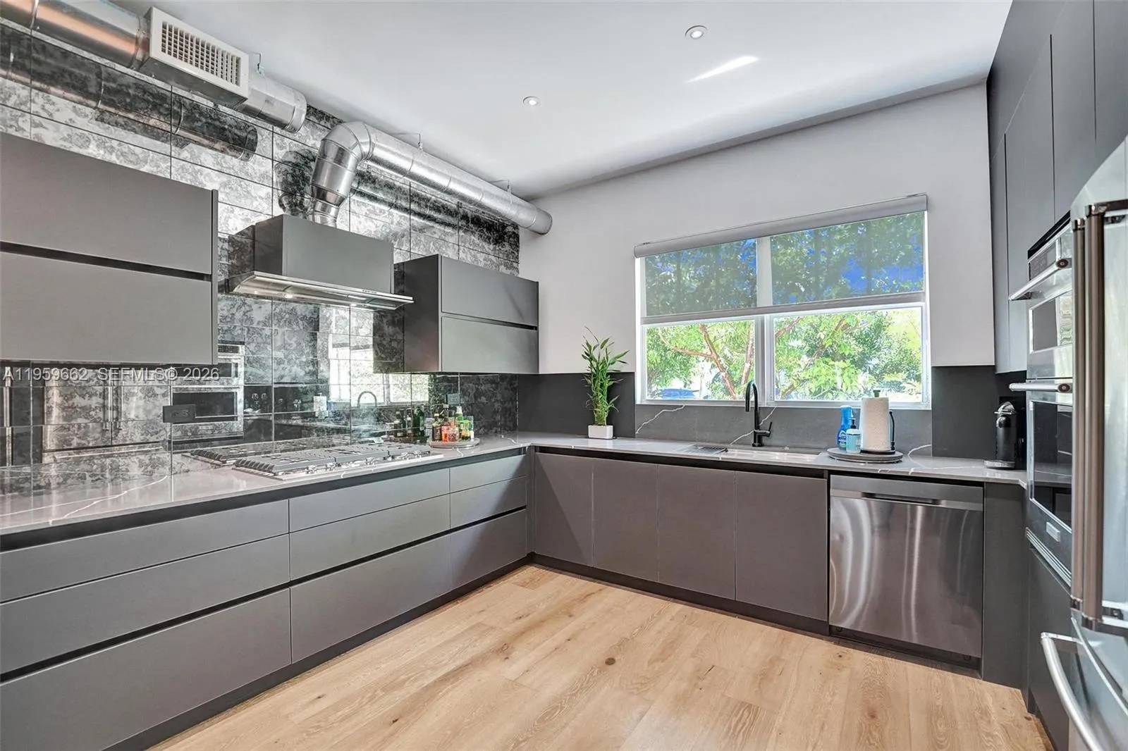 1617 Harrison St 3, Hollywood, Florida 33020, Hollywood, Florida 33020, 3 Bedrooms Bedrooms, ,2 BathroomsBathrooms,Residential,For Sale,1617 Harrison St 3, Hollywood, Florida 33020,A11959662