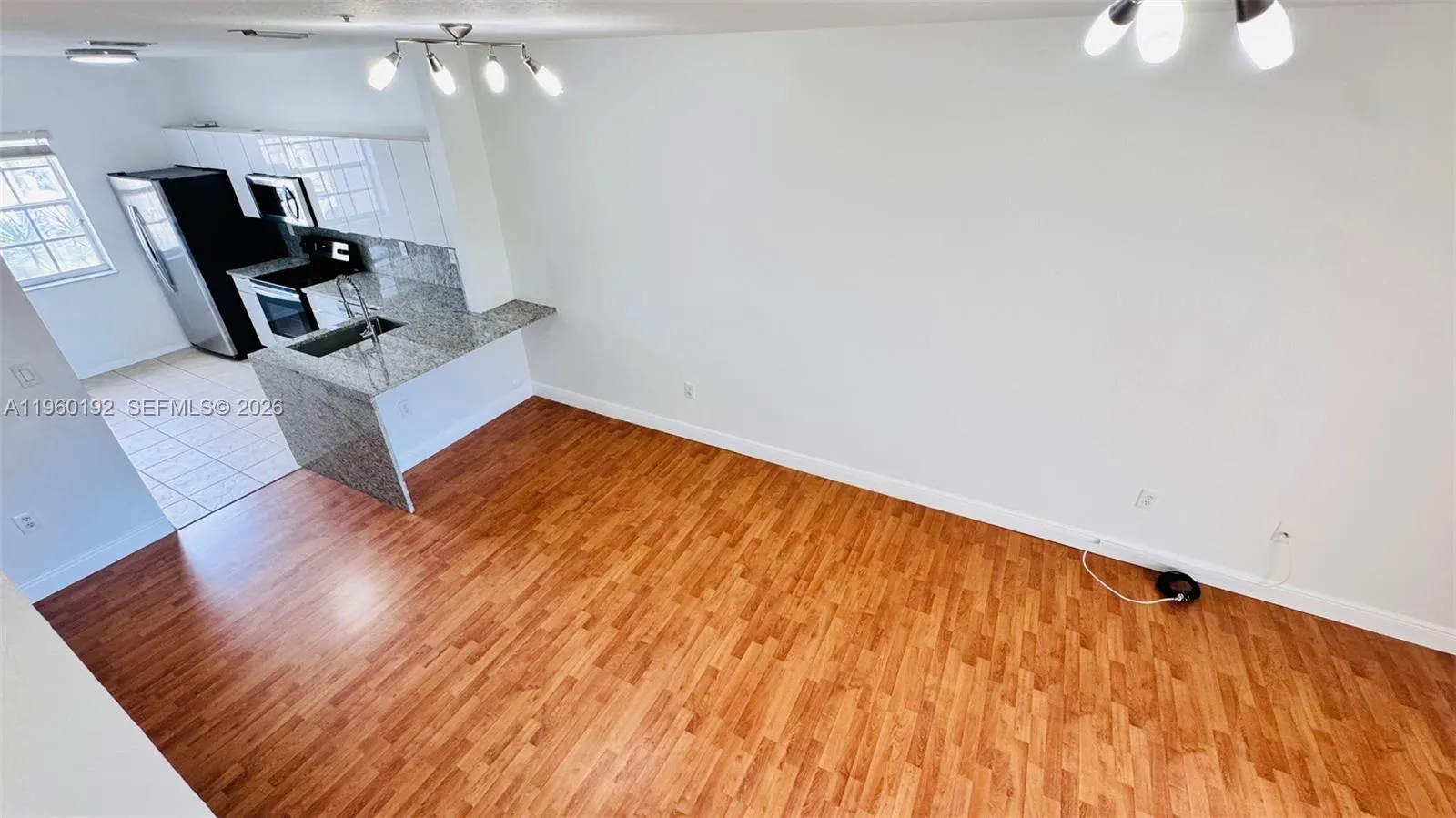 5610 Nw 114th Pl 205, Doral, Florida 33178, Doral, Florida 33178, 2 Bedrooms Bedrooms, ,2 BathroomsBathrooms,Residential Lease,For Rent,5610 Nw 114th Pl 205, Doral, Florida 33178,A11960192