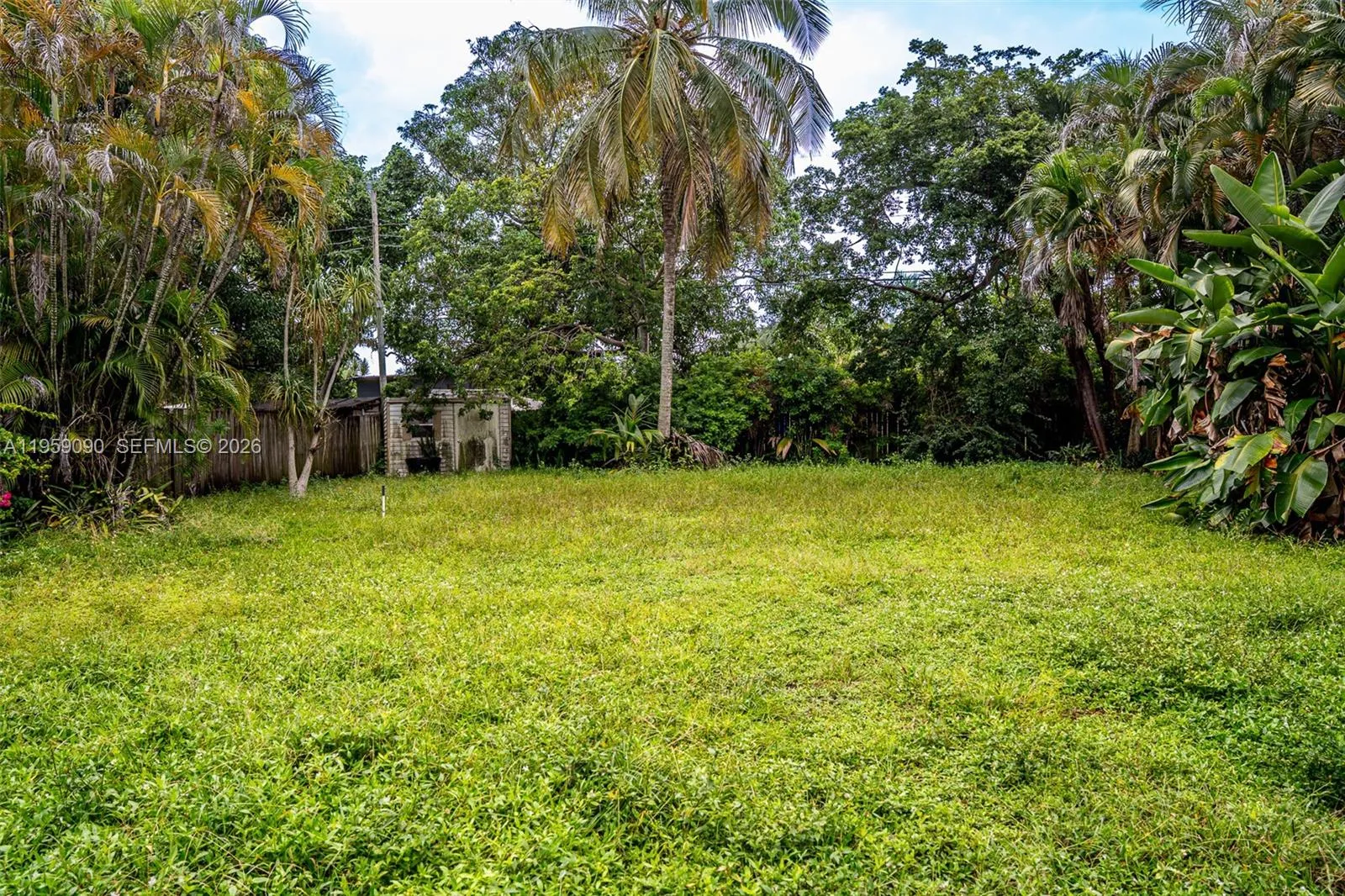 2842 Jackson St, Hollywood, Florida 33020, Hollywood, Florida 33020, 2 Bedrooms Bedrooms, ,1 BathroomBathrooms,Residential,For Sale,2842 Jackson St, Hollywood, Florida 33020,A11959090