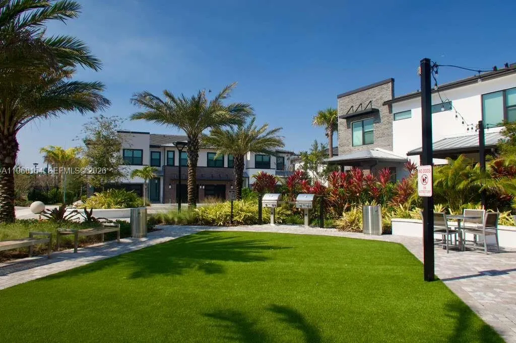 8352 Nw 7th Pl, Plantation, Florida 33324, Plantation, Florida 33324, 3 Bedrooms Bedrooms, ,2 BathroomsBathrooms,Residential,For Sale,8352 Nw 7th Pl, Plantation, Florida 33324,A11960154