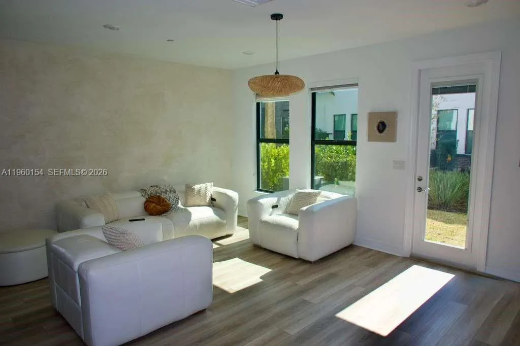 8352 Nw 7th Pl, Plantation, Florida 33324, Plantation, Florida 33324, 3 Bedrooms Bedrooms, ,2 BathroomsBathrooms,Residential,For Sale,8352 Nw 7th Pl, Plantation, Florida 33324,A11960154