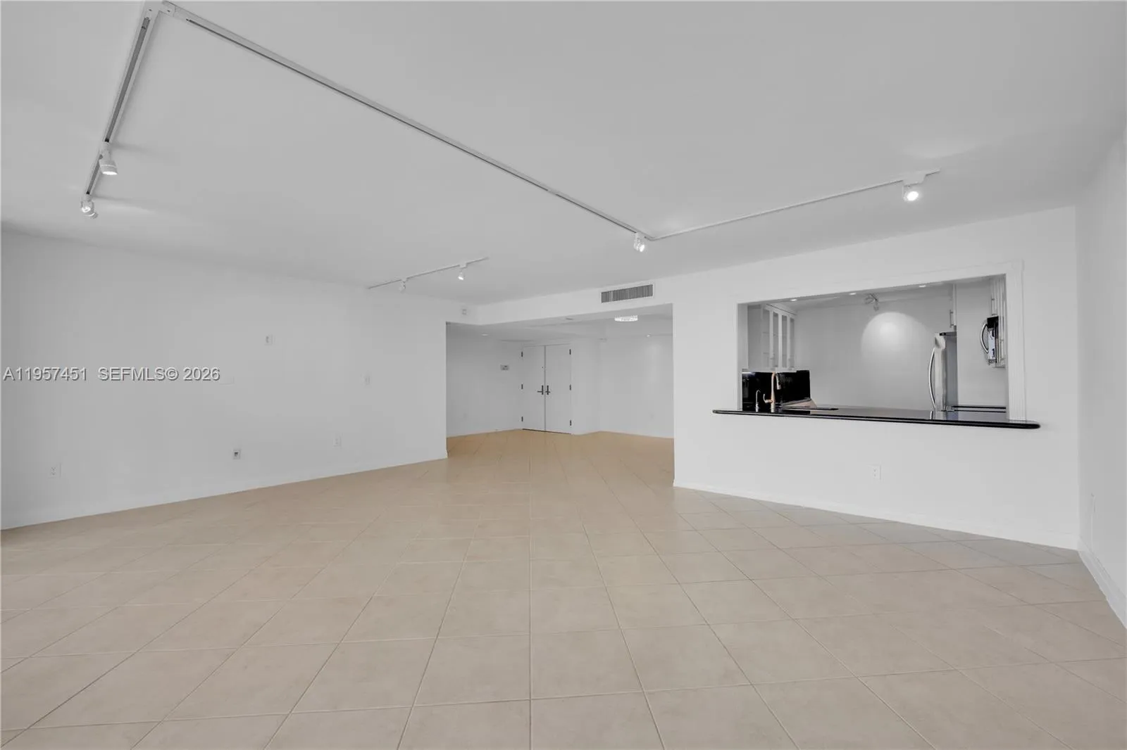 2 Grove Isle Dr B907, Miami, Florida 33133, Miami, Florida 33133, 2 Bedrooms Bedrooms, ,2 BathroomsBathrooms,Residential Lease,For Rent,2 Grove Isle Dr B907, Miami, Florida 33133,A11957451