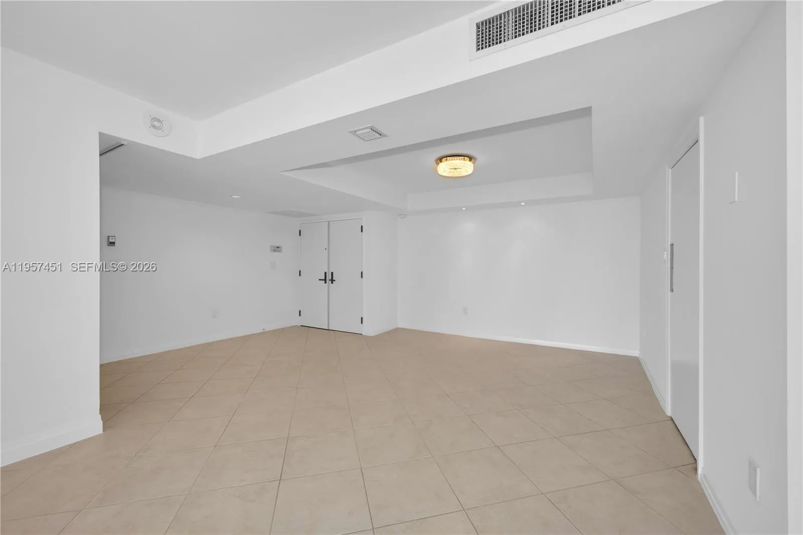 2 Grove Isle Dr B907, Miami, Florida 33133, Miami, Florida 33133, 2 Bedrooms Bedrooms, ,2 BathroomsBathrooms,Residential Lease,For Rent,2 Grove Isle Dr B907, Miami, Florida 33133,A11957451