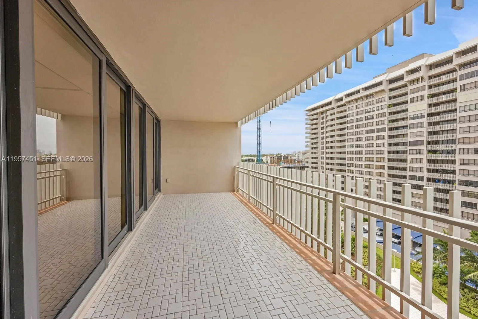 2 Grove Isle Dr B907, Miami, Florida 33133, Miami, Florida 33133, 2 Bedrooms Bedrooms, ,2 BathroomsBathrooms,Residential Lease,For Rent,2 Grove Isle Dr B907, Miami, Florida 33133,A11957451