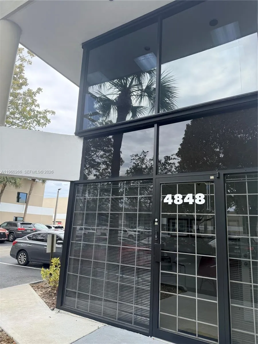 4848 Sw 74th Ct 9, Miami, Florida 33155, Miami, Florida 33155, ,Commercial Lease,For Rent,4848 Sw 74th Ct 9, Miami, Florida 33155,A11960266