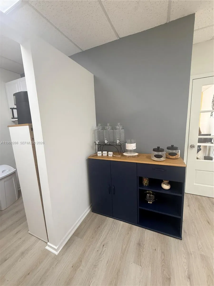 4848 Sw 74th Ct 9, Miami, Florida 33155, Miami, Florida 33155, ,Commercial Lease,For Rent,4848 Sw 74th Ct 9, Miami, Florida 33155,A11960266