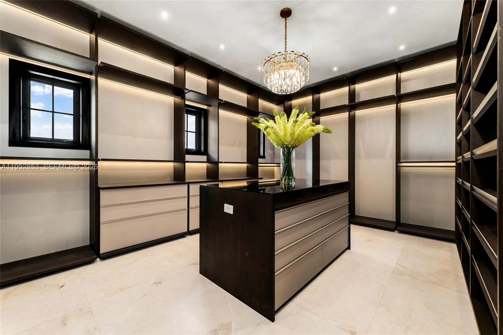 5901 Sw 107th St, Pinecrest, Florida 33156, Pinecrest, Florida 33156, 7 Bedrooms Bedrooms, ,8 BathroomsBathrooms,Residential,For Sale,5901 Sw 107th St, Pinecrest, Florida 33156,A11952853