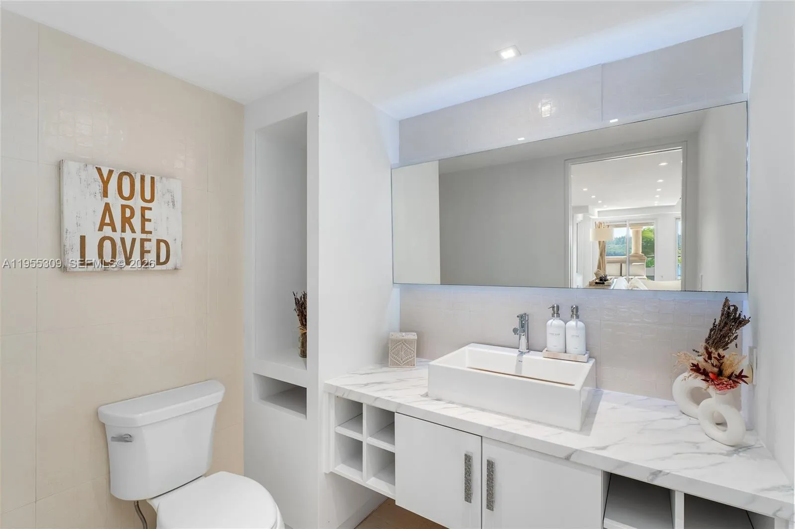 2443 Fisher Island Dr 5403, Miami, Florida 33109, Miami, Florida 33109, 3 Bedrooms Bedrooms, ,3 BathroomsBathrooms,Residential,For Sale,2443 Fisher Island Dr 5403, Miami, Florida 33109,A11955309