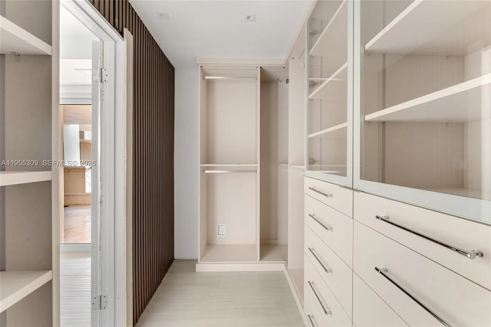 2443 Fisher Island Dr 5403, Miami, Florida 33109, Miami, Florida 33109, 3 Bedrooms Bedrooms, ,3 BathroomsBathrooms,Residential,For Sale,2443 Fisher Island Dr 5403, Miami, Florida 33109,A11955309