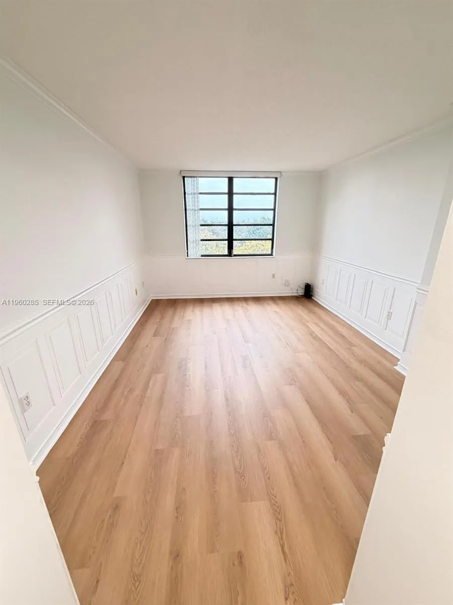 900 Colony Point Cir 505, Pembroke Pines, Florida, Pembroke Pines, Florida 3306, 1 Bedroom Bedrooms, 2 Rooms Rooms,1 BathroomBathrooms,Residential,For Sale,900 Colony Point Cir 505, Pembroke Pines, Florida ,A11960285