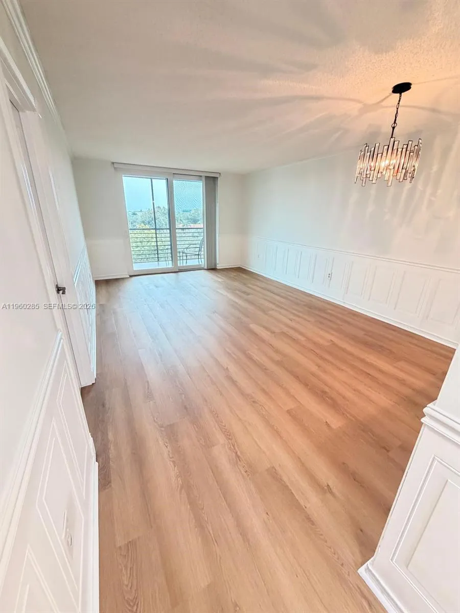 900 Colony Point Cir 505, Pembroke Pines, Florida, Pembroke Pines, Florida 3306, 1 Bedroom Bedrooms, 2 Rooms Rooms,1 BathroomBathrooms,Residential,For Sale,900 Colony Point Cir 505, Pembroke Pines, Florida ,A11960285