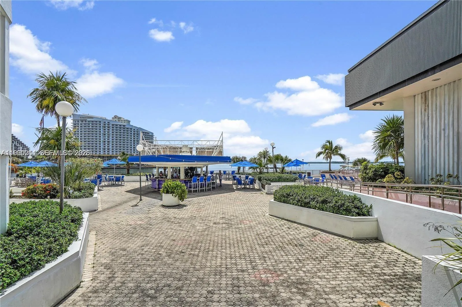 999 Brickell Bay Drive 1202, Miami, Florida 33131, Miami, Florida 33131, 2 Bedrooms Bedrooms, ,2 BathroomsBathrooms,Residential,For Sale,999 Brickell Bay Drive 1202, Miami, Florida 33131,A11960254