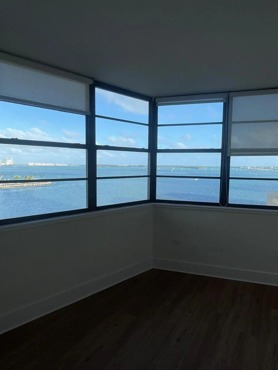 999 Brickell Bay Drive 1202, Miami, Florida 33131, Miami, Florida 33131, 2 Bedrooms Bedrooms, ,2 BathroomsBathrooms,Residential,For Sale,999 Brickell Bay Drive 1202, Miami, Florida 33131,A11960254